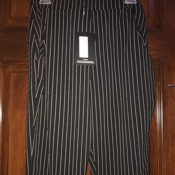 Stripped pants - Picture 2 of 3